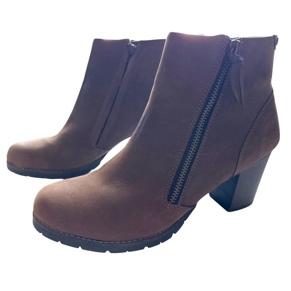 Clark’s Brown Ankle Boots Double Side Zippers Faux Leather Block Heel Mission 9